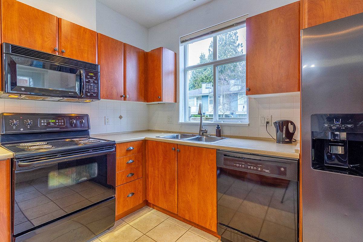 105 6508 Denbigh Avenue, Burnaby South 10