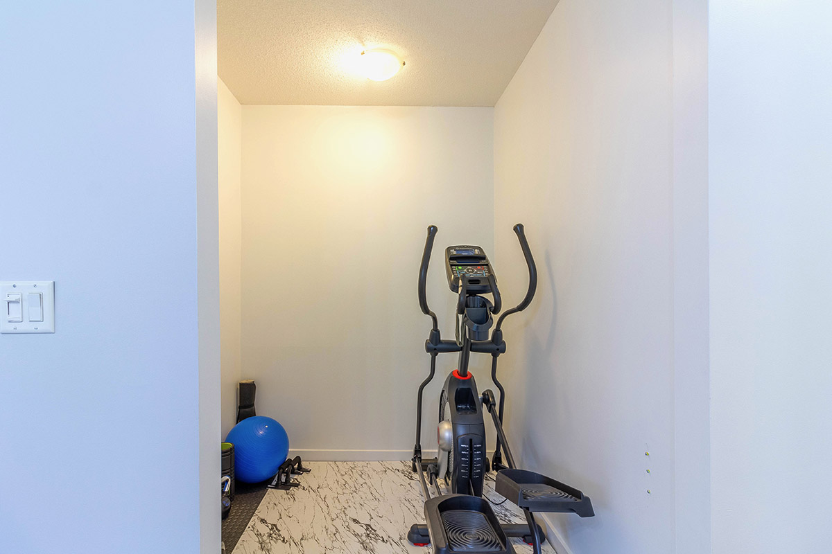 105 6508 Denbigh Avenue, Burnaby South 17