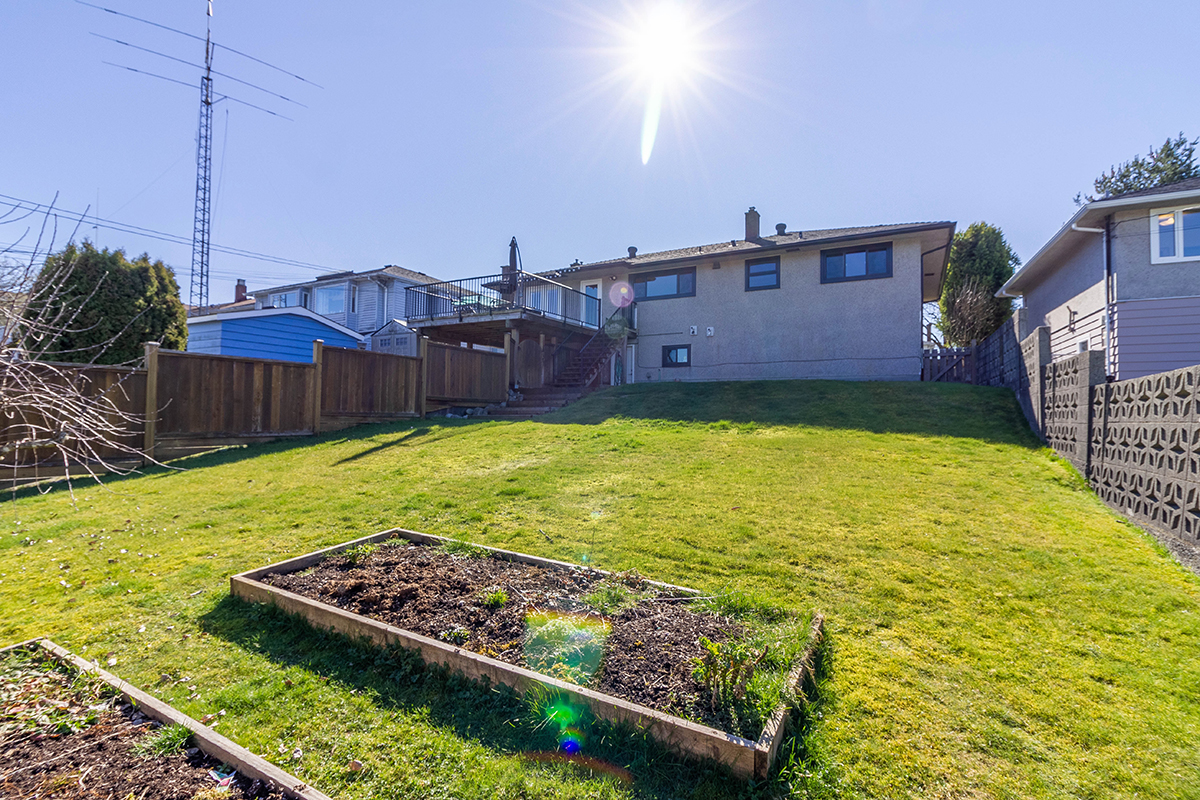 4805 Fairlawn Drive, Burnaby North 34