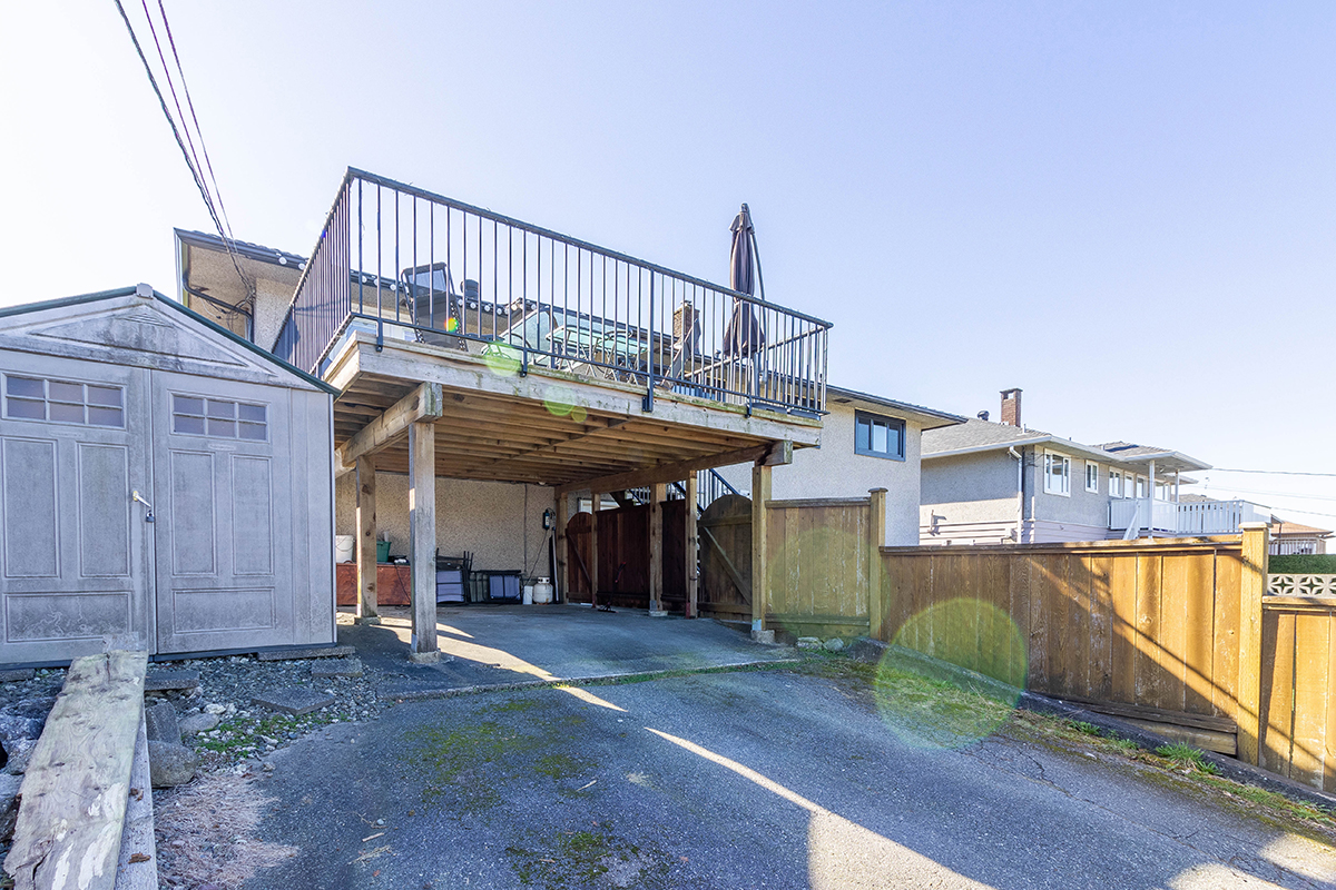 4805 Fairlawn Drive, Burnaby North 36