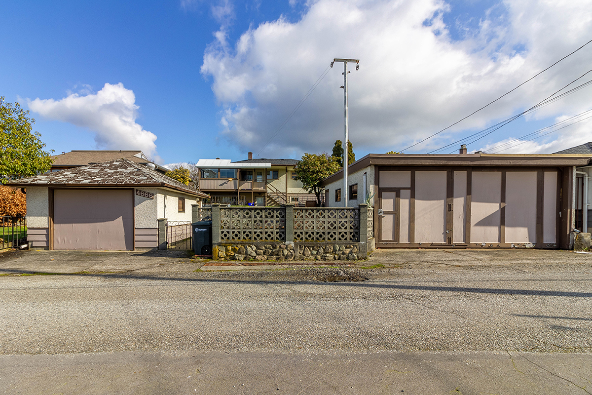 4666 Highlawn Drive, Burnaby North 24