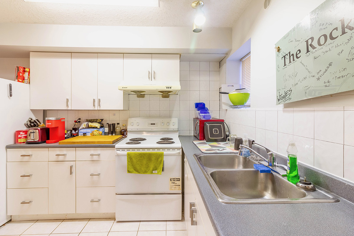 6523 6525 Lochdale Street, Burnaby North 21