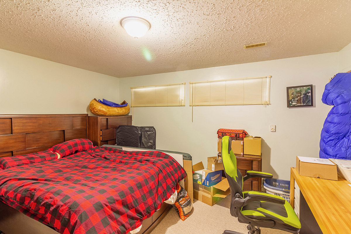 6523 6525 Lochdale Street, Burnaby North 22