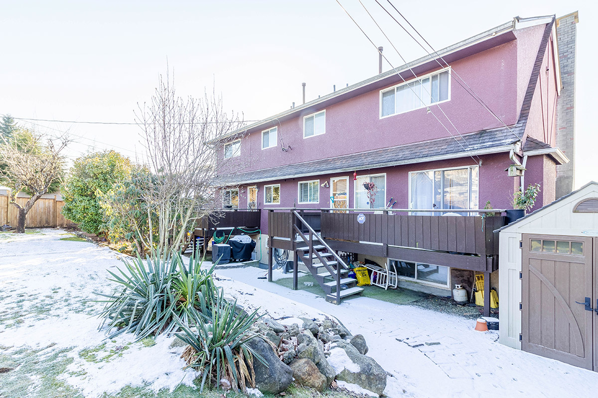 6523 6525 Lochdale Street, Burnaby North 25