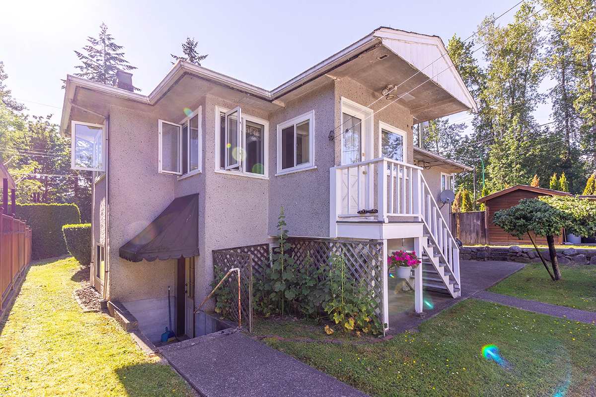 2510 Camrose Drive, Burnaby 31