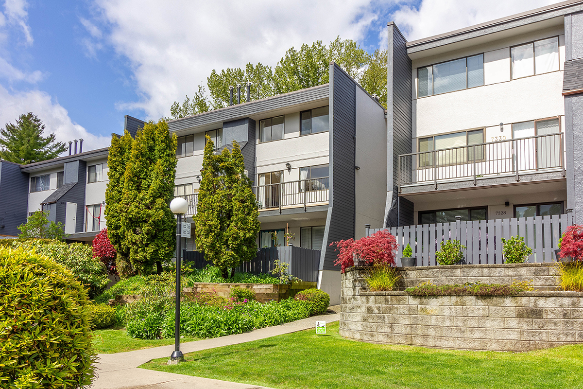 7336 Coronado Drive, Burnaby 2