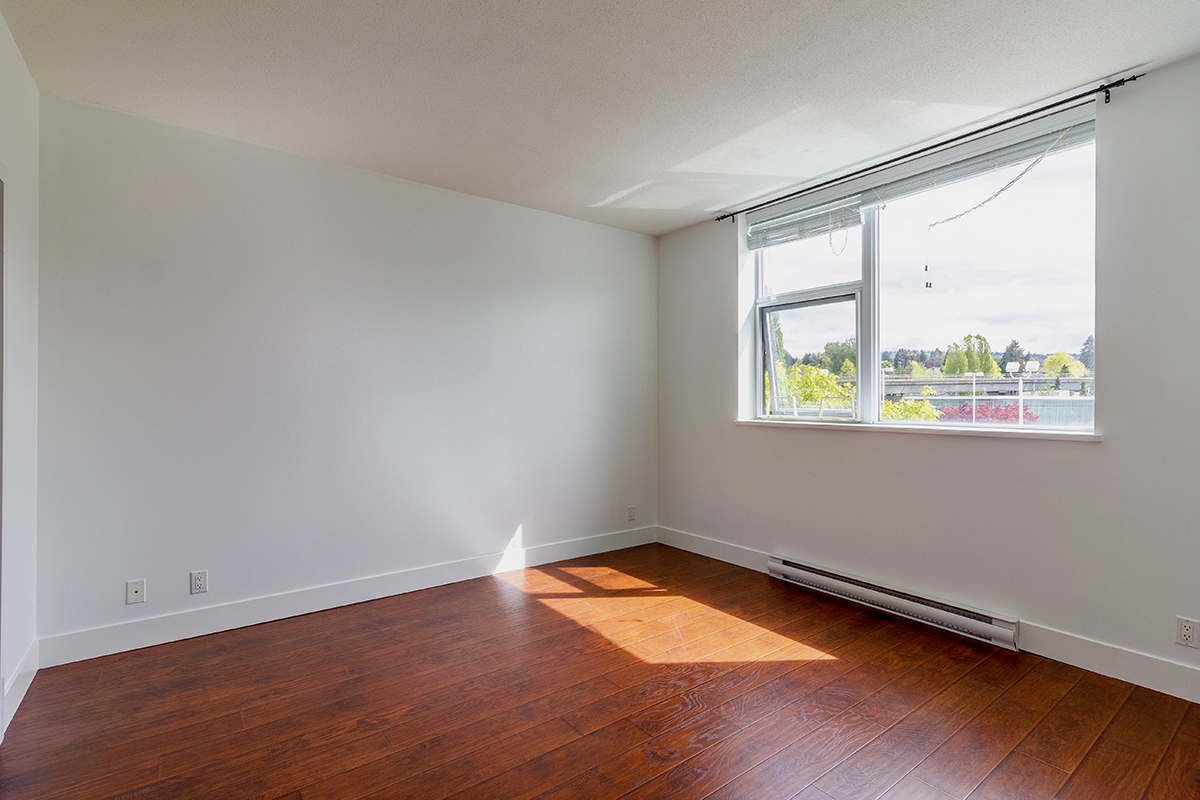 307 2225 Holdom Avenue, Burnaby 10