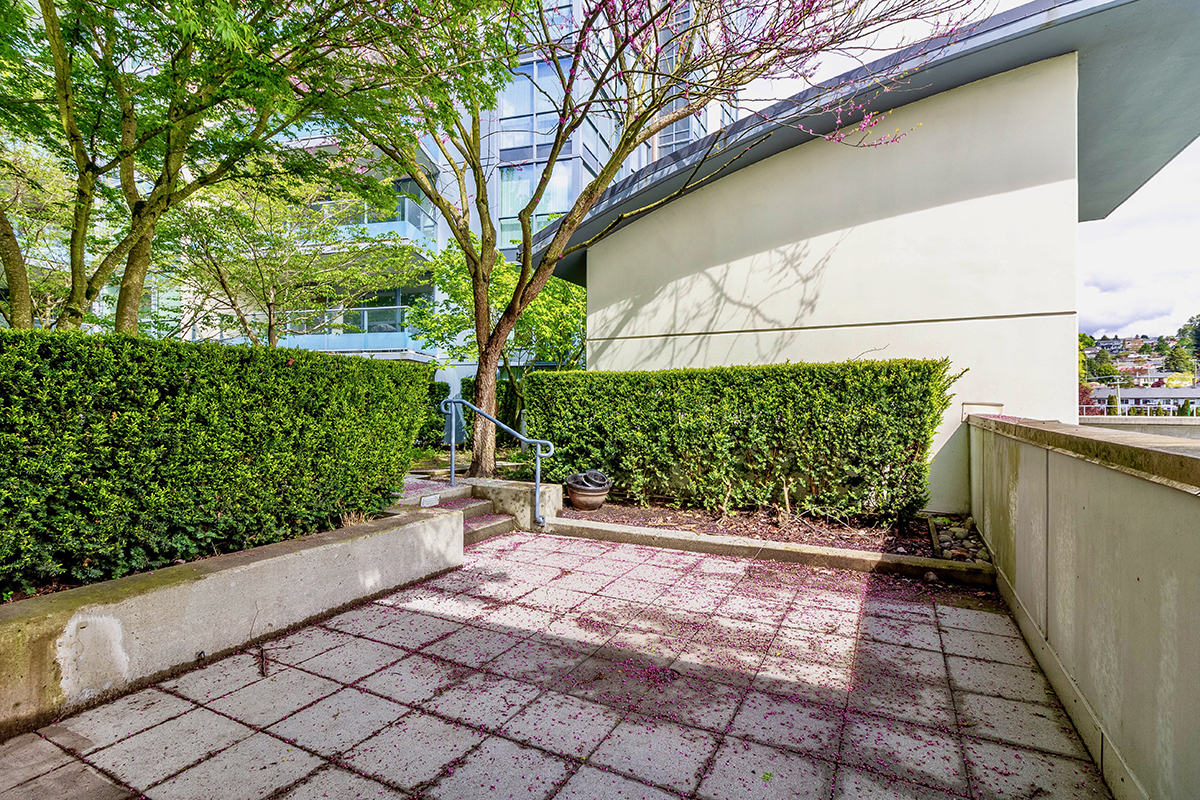 307 2225 Holdom Avenue, Burnaby 17