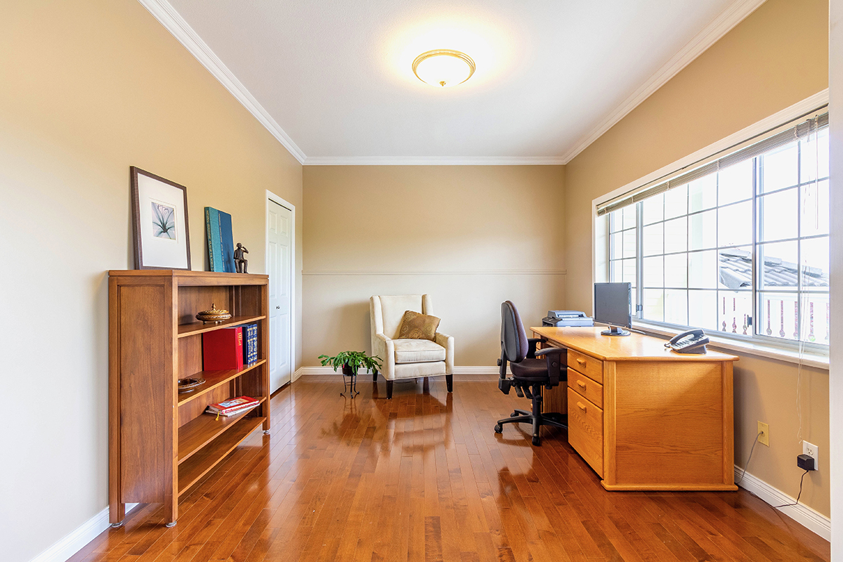 7305 Queenston Court, Burnaby 6