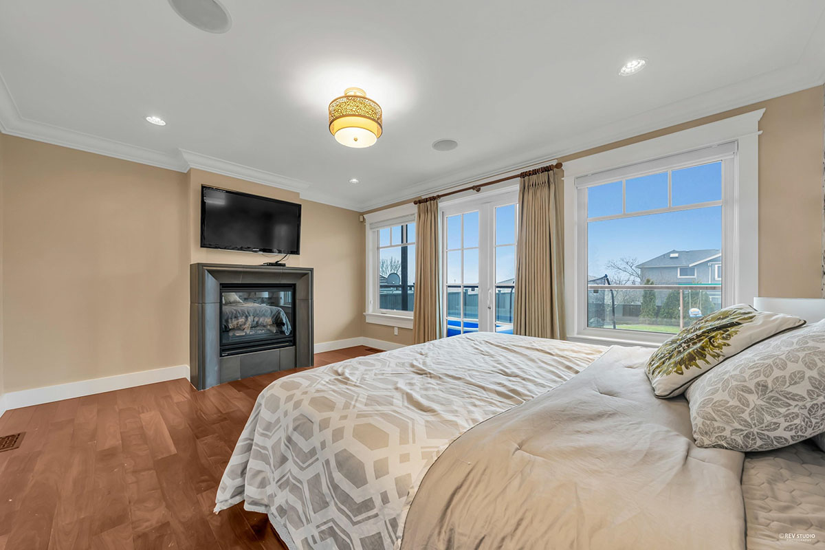 365 Glynde Avenue, Burnaby 18