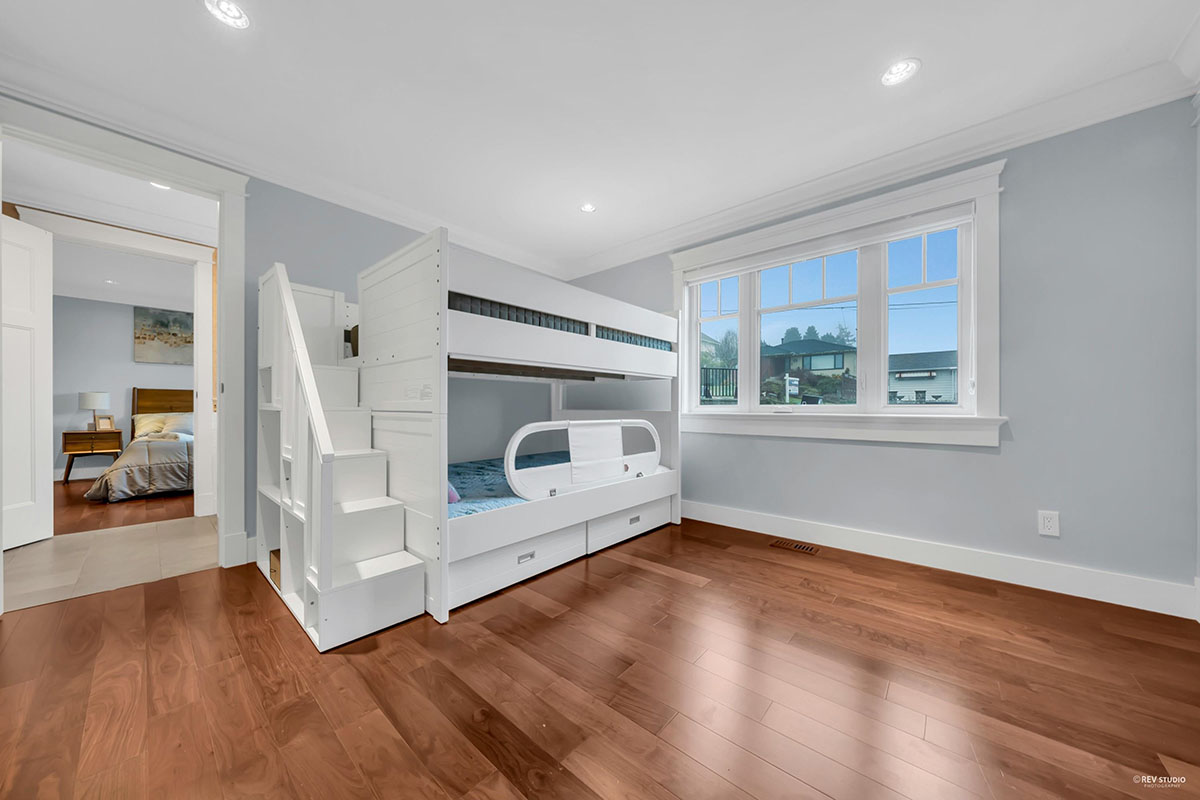 365 Glynde Avenue, Burnaby 21