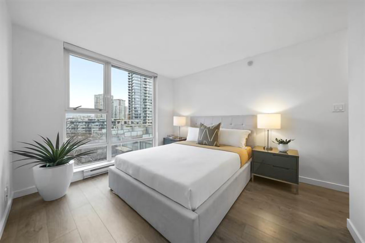 510 131 Regiment Square, Vancouver 8