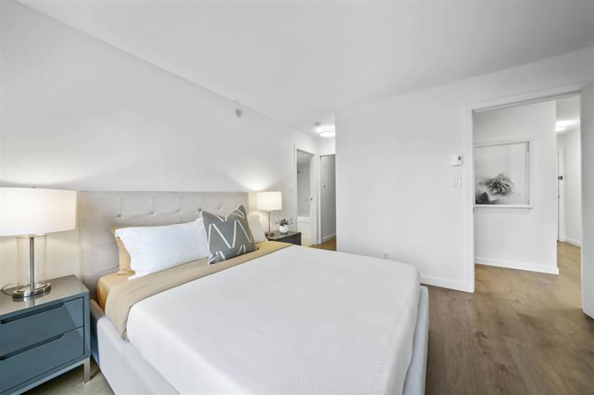 510 131 Regiment Square, Vancouver 9