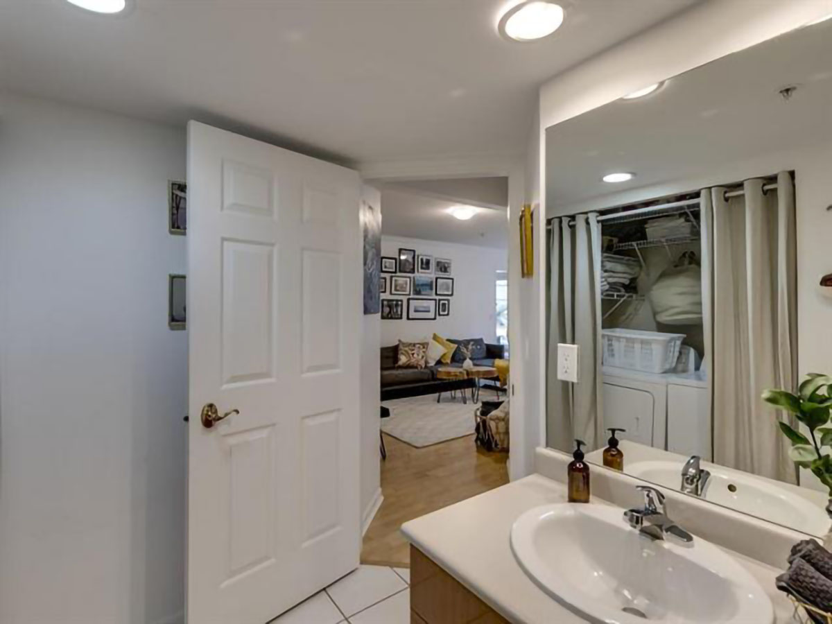 105 3625 Windcrest Drive, North Vancouver 21