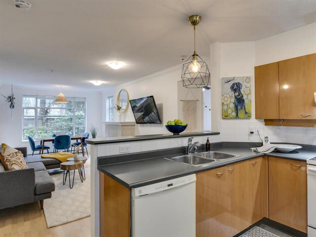 105 3625 Windcrest Drive, North Vancouver 9