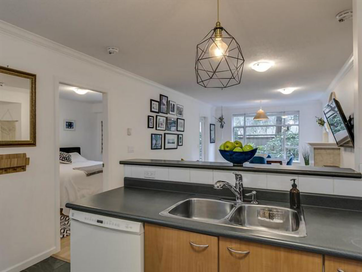 105 3625 Windcrest Drive, North Vancouver 10