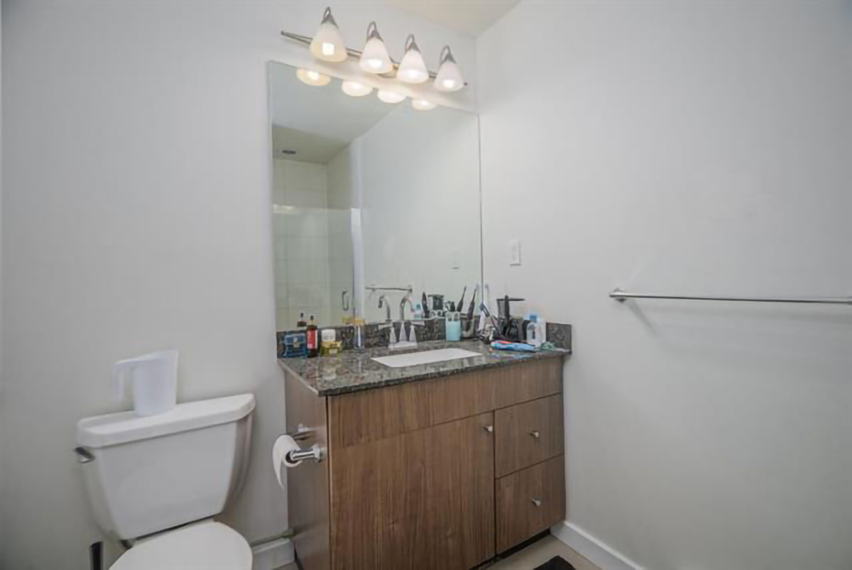 302 255 Ross Drive, New Westminster 17