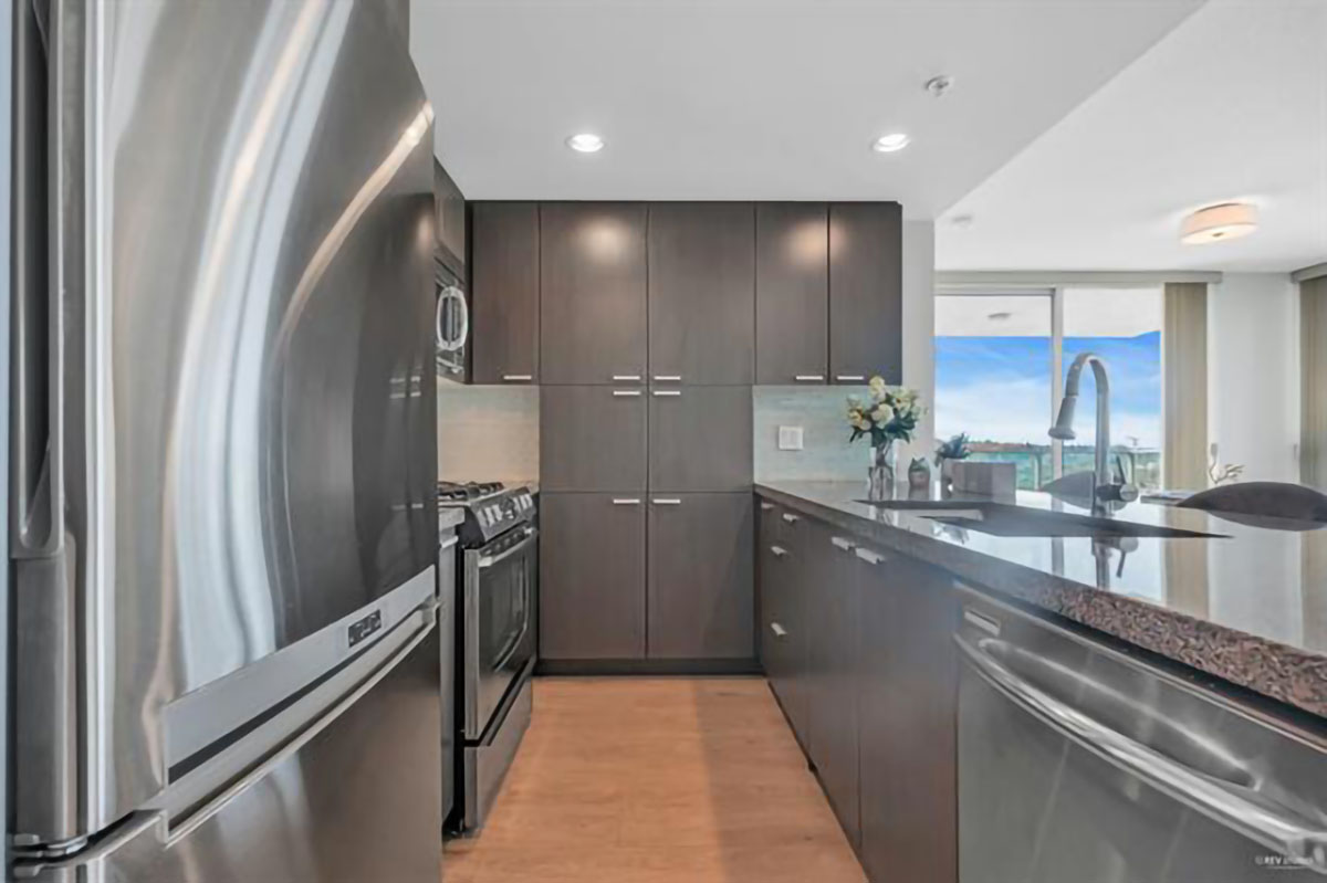 904 2232 Douglas Road, Burnaby 16