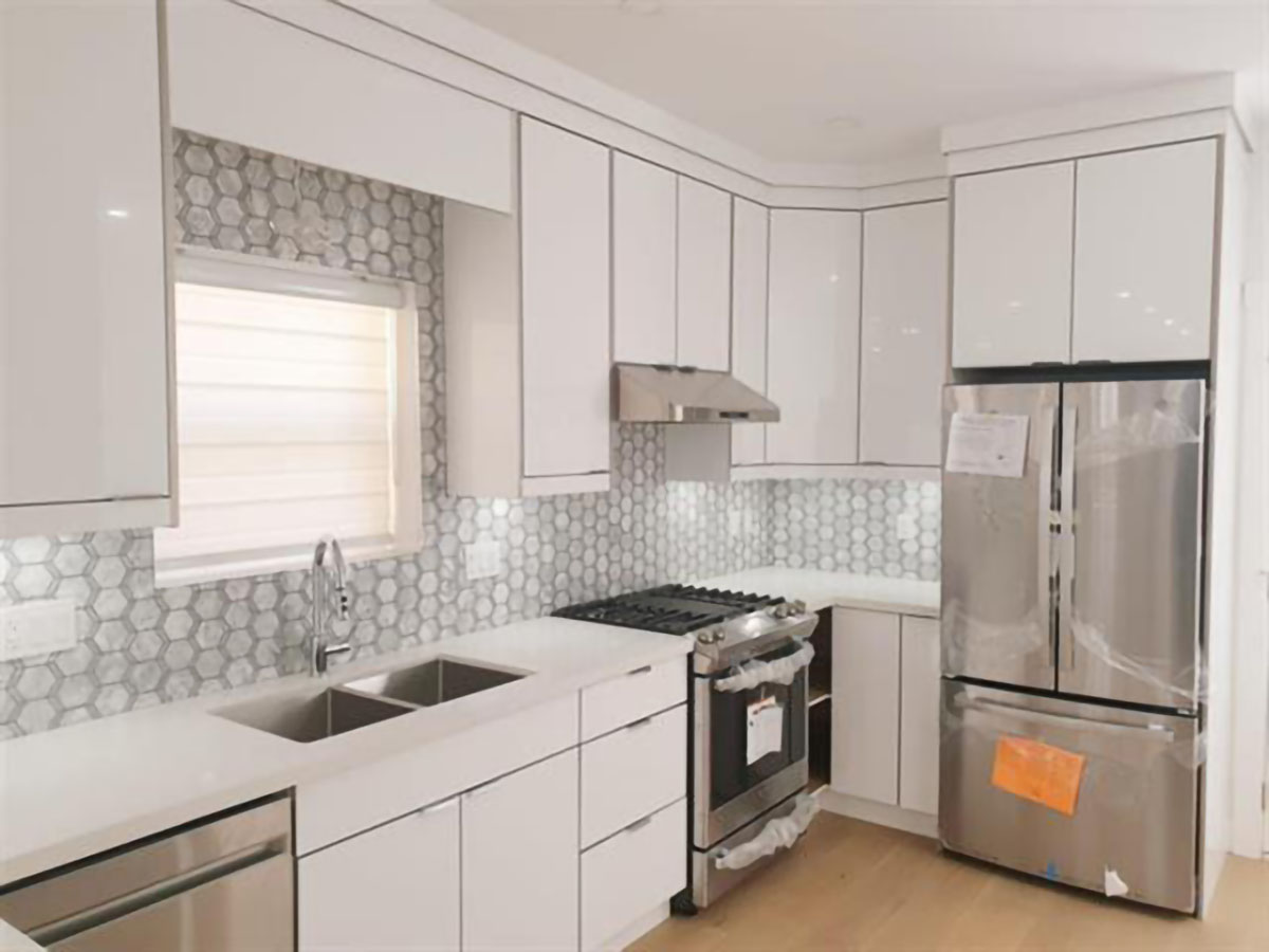 4988 Moss Street, Vancouver 3