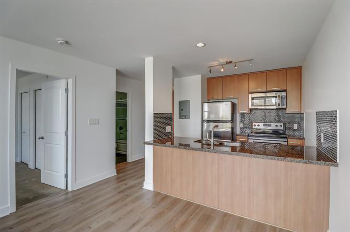 406 3255 Smith Avenue, Burnaby 9