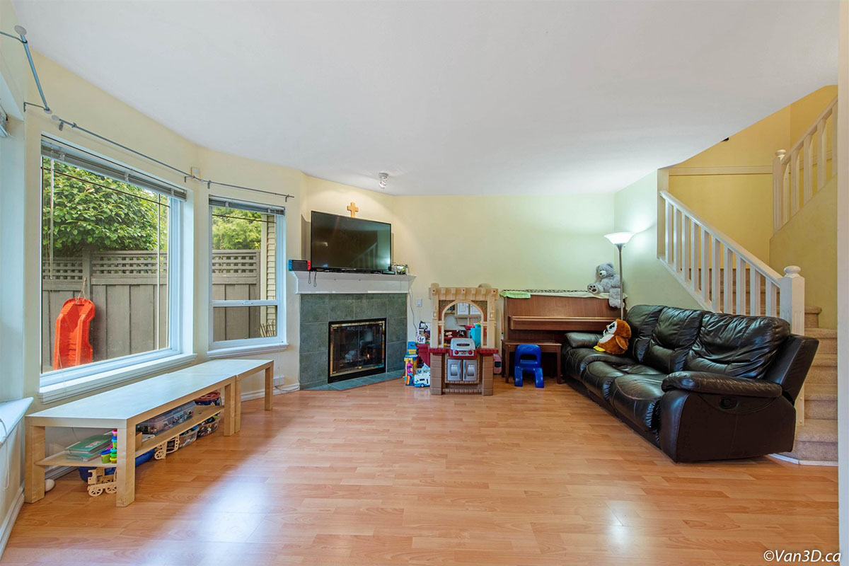 209 16233 82 Avenue, Surrey 3