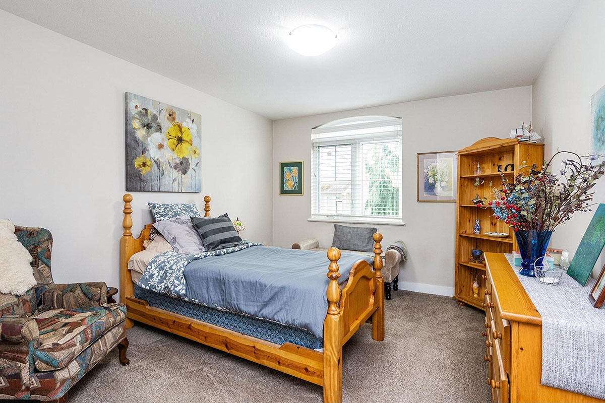 7015 177A Street, Cloverdale 16