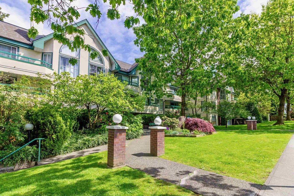 207 5656 Halley Avenue, Burnaby