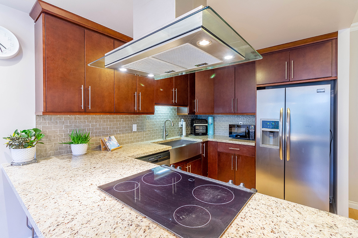 506 6838 Station Hill Drive, Burnaby 12