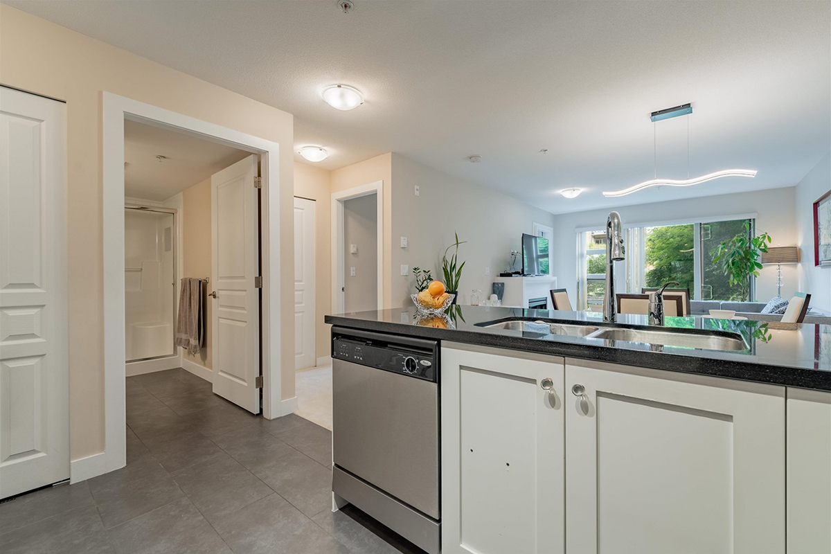 225 738 E 29th Avenue, Vancouver 17