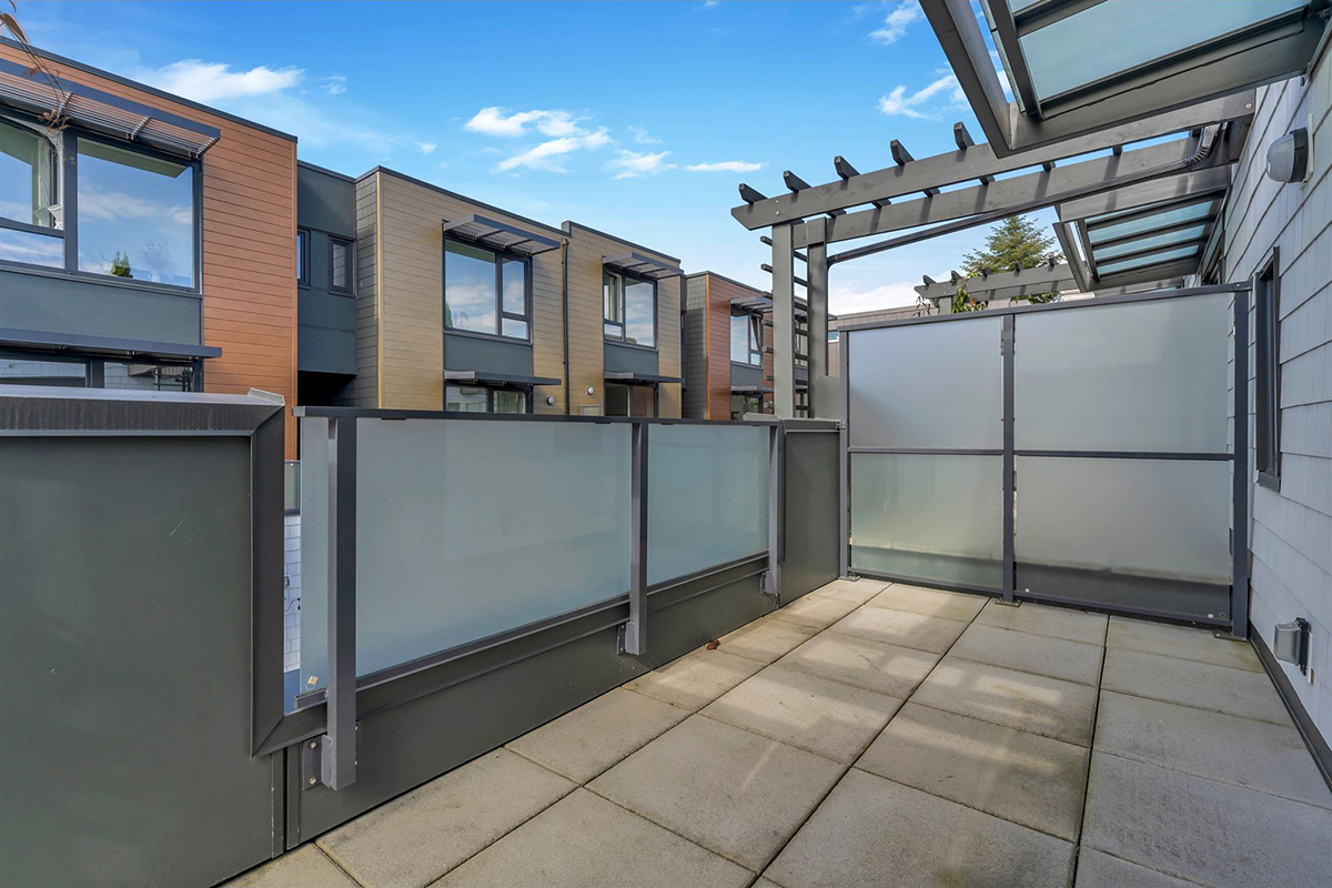5 720 E 3rd Street, North Vancouver 21