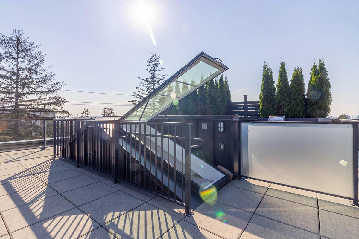 5 720 E 3rd Street, North Vancouver 26