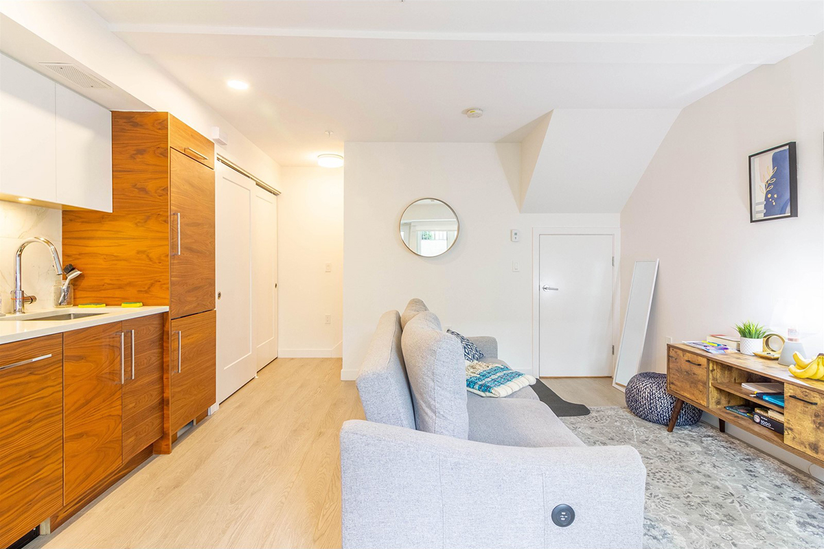 5 720 E 3rd Street, North Vancouver 34