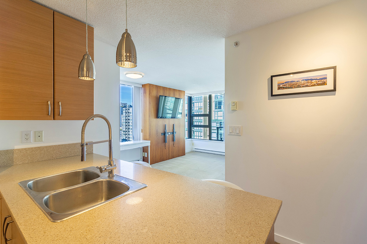 2201 928 Homer Street, Vancouver 10
