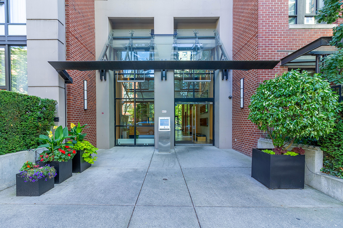 2201 928 Homer Street, Vancouver 2