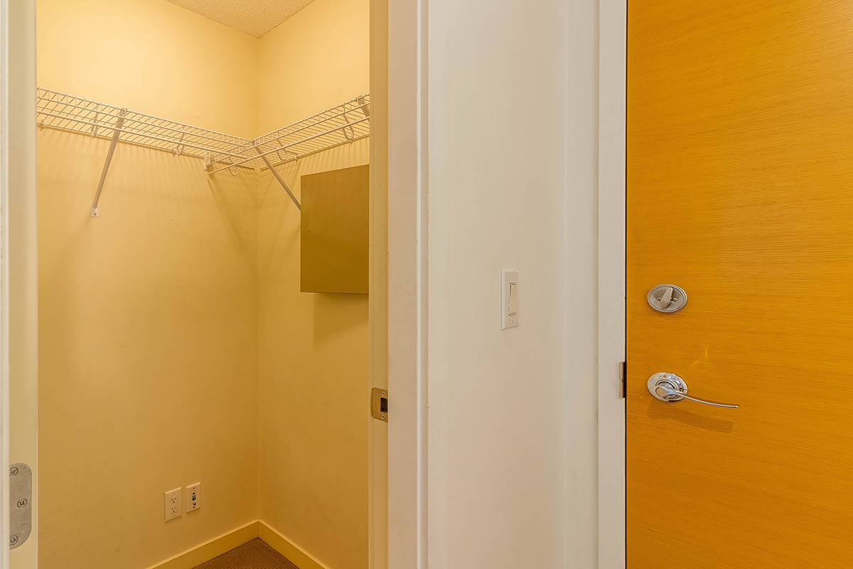 2201 928 Homer Street, Vancouver 24