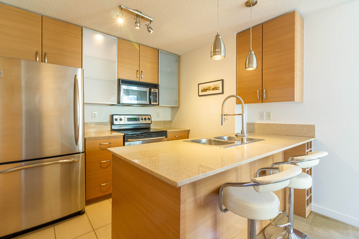 2201 928 Homer Street, Vancouver 8