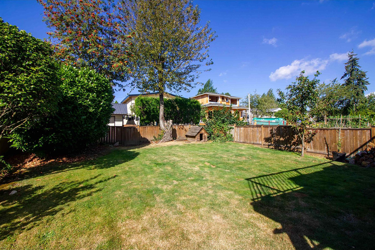 1473 1475 Blaine Avenue, Burnaby 39