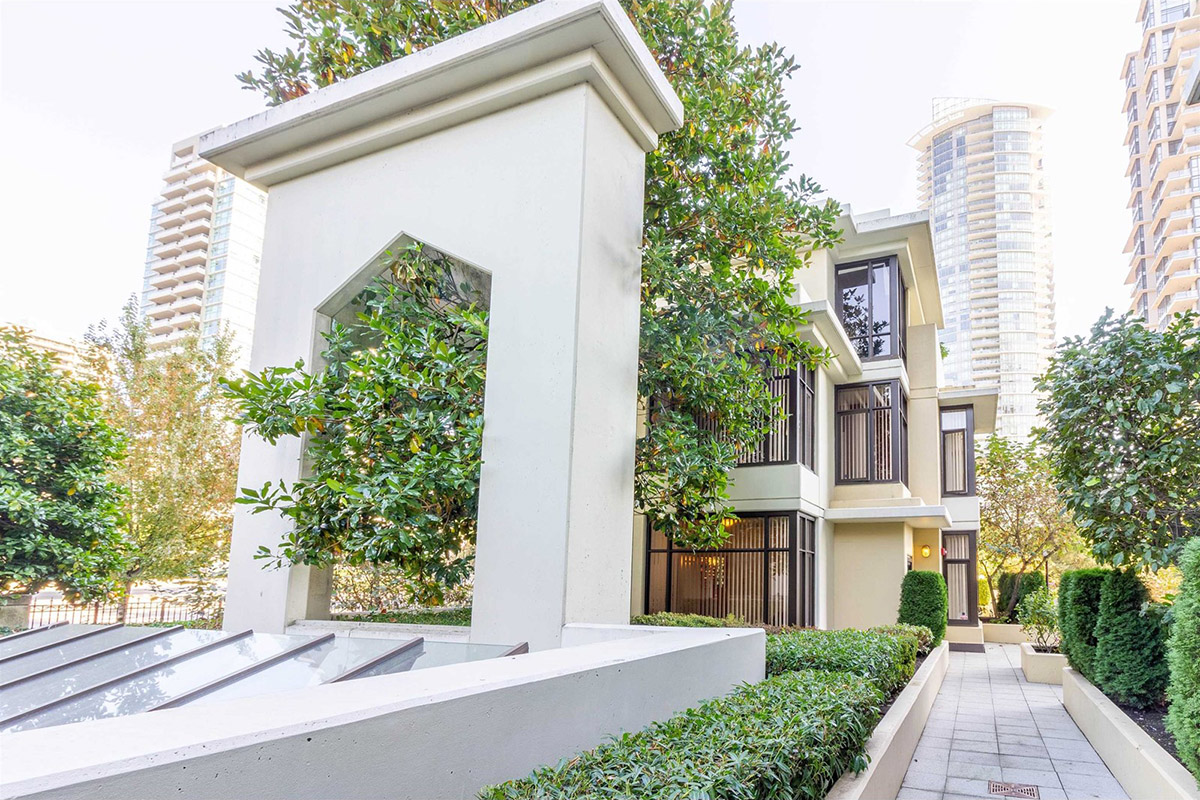 TH3 2088 Madison Avenue, Burnaby 30