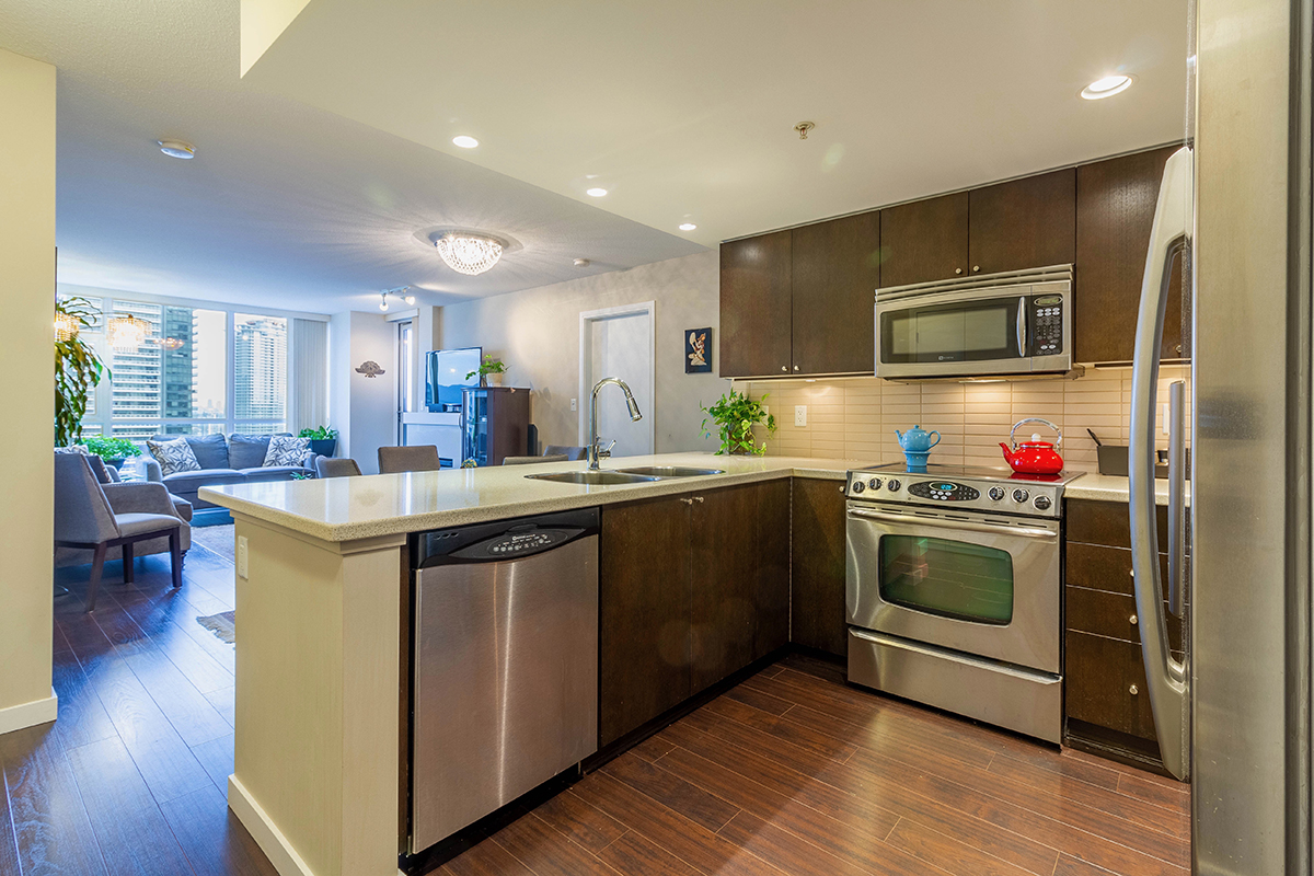 2203 4400 Buchanan Street, Burnaby 13