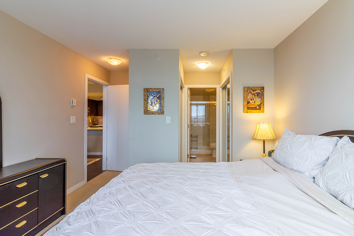 2203 4400 Buchanan Street, Burnaby 15