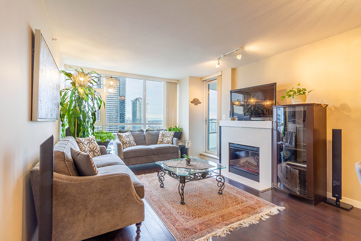 2203 4400 Buchanan Street, Burnaby 2