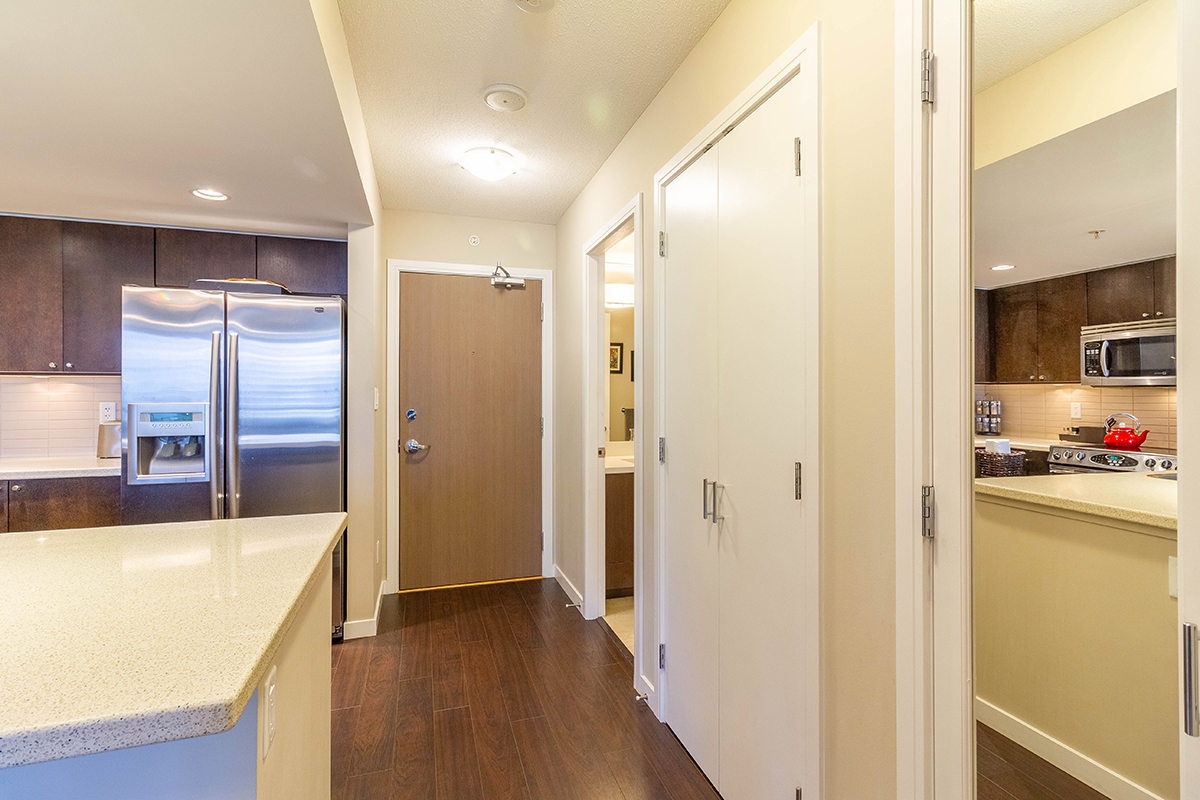 2203 4400 Buchanan Street, Burnaby 23