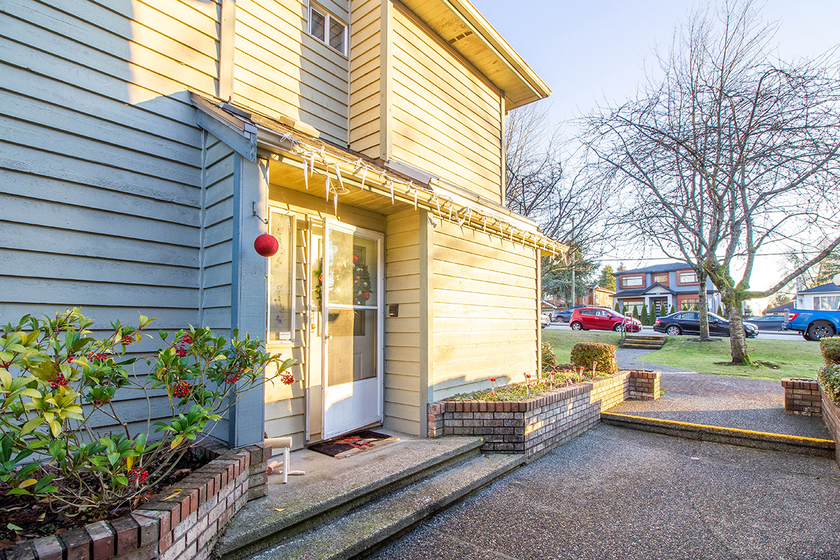1 7130 Barnet Road, Burnaby 25