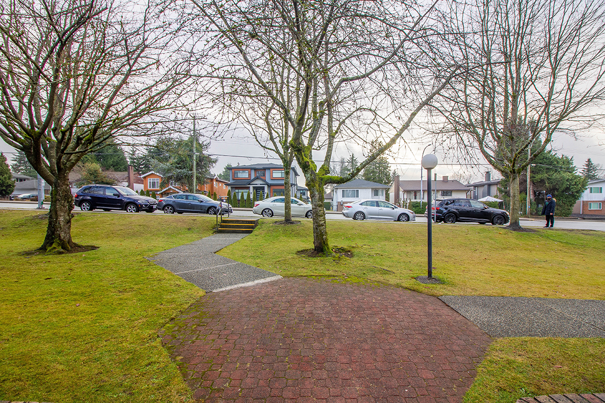 1 7130 Barnet Road, Burnaby 26