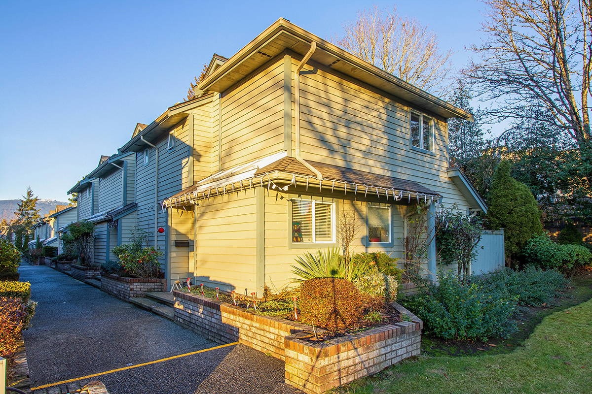 1 7130 Barnet Road, Burnaby 27