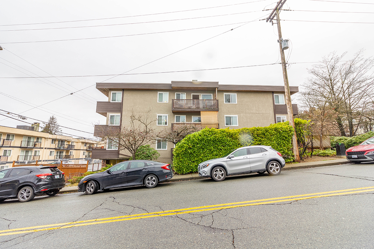 301 241 St. Andrews Avenue, North Vancouver 25