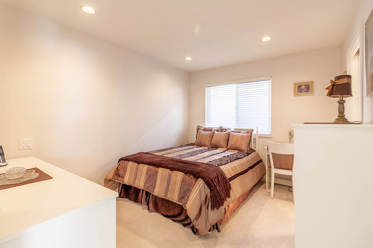 173 N Howard Avenue, Burnaby 18