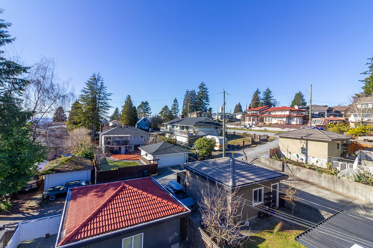 173 N Howard Avenue, Burnaby 30