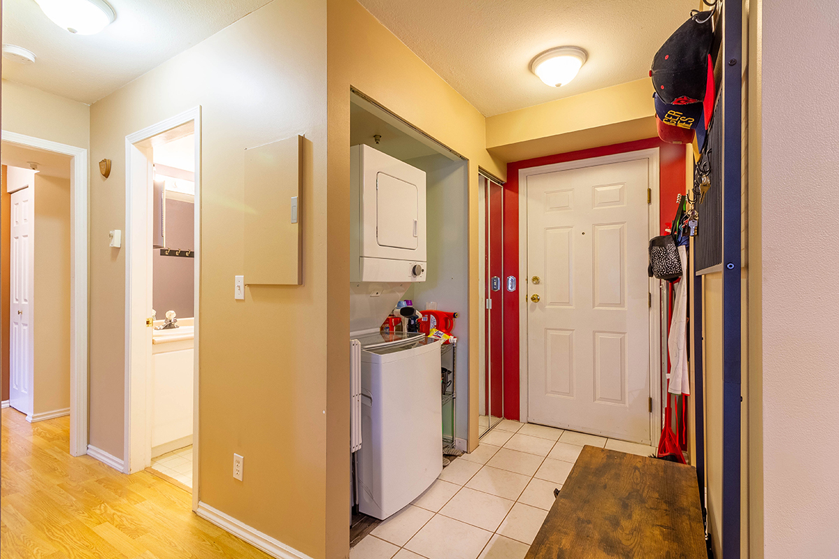 204 10668 138 Street, Surrey 16