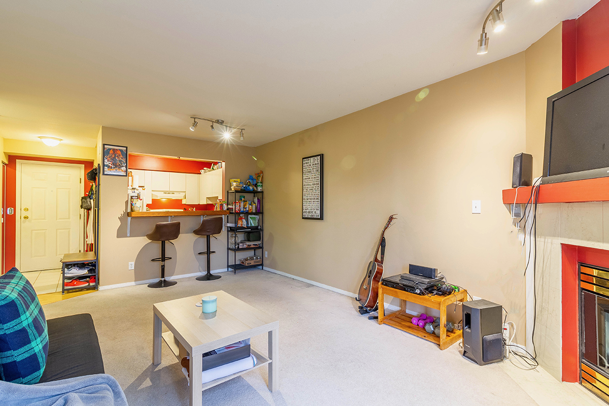 204 10668 138 Street, Surrey 4